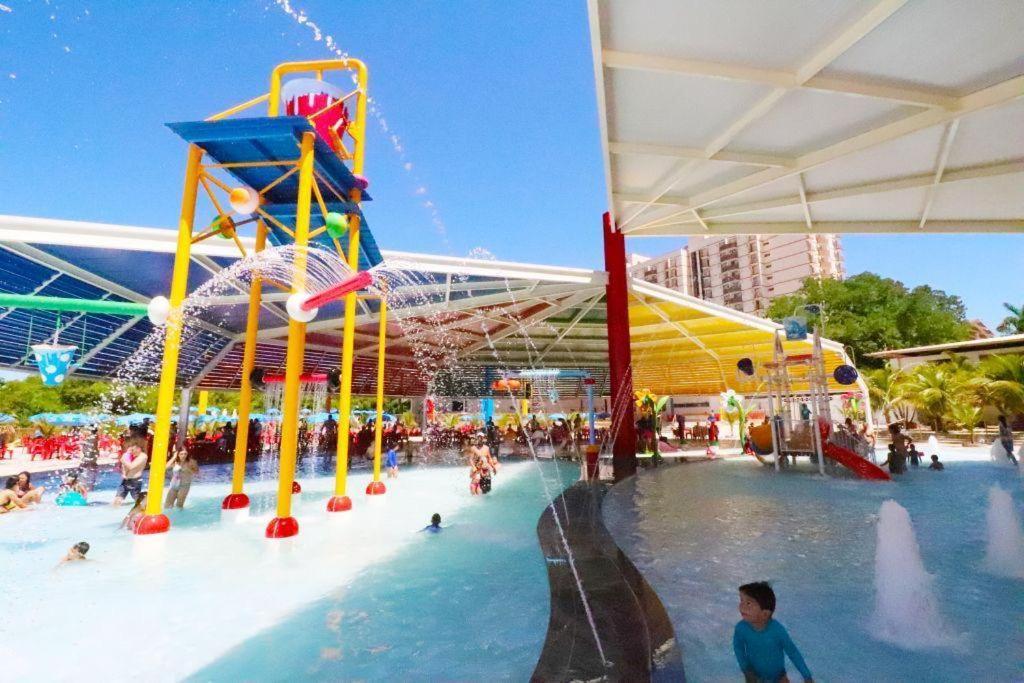 Spazzio Diroma Com Acesso Ao Acqua Park - Temporada Cn Adriele Caldas Novas Exterior foto